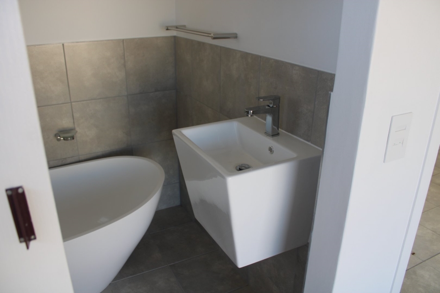 3 Bedroom Property for Sale in Kidds Beach Eastern Cape